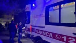 Korçë/ E moshuara pëson dëmtime pasi u rrëzua nga shkallët e pallatit, dyshohet se…