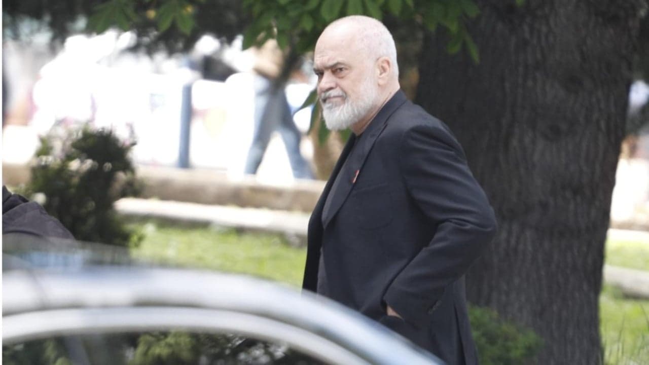 Rama mbledh Grupin Parlamentar të PS-së, çfarë u diskutua në Kryesinë e Kuvendit